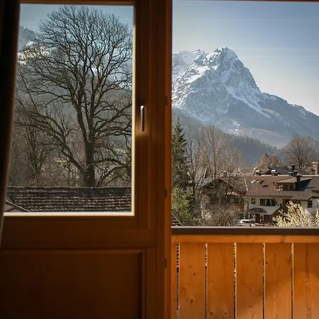 Bio Ferienwohnungen Im Lieblingsort 1868 Garmisch-Partenkirchen Eksteriør billede